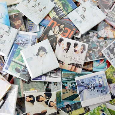 ジャケ写マグネットカプセル全112種1回　￥300(税込)