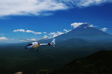 【星のや富士】ヘリツアー