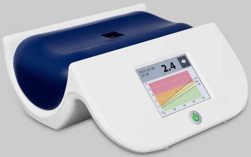 コンパクト・ハンディー型の終末糖化産物測定器、 国内実績700台