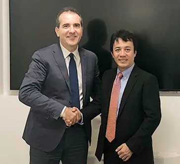 ハートコア株式会社 代表取締役社長 神野 純孝とCognitive Technology Ltd CEO：Massimiliano Delsante