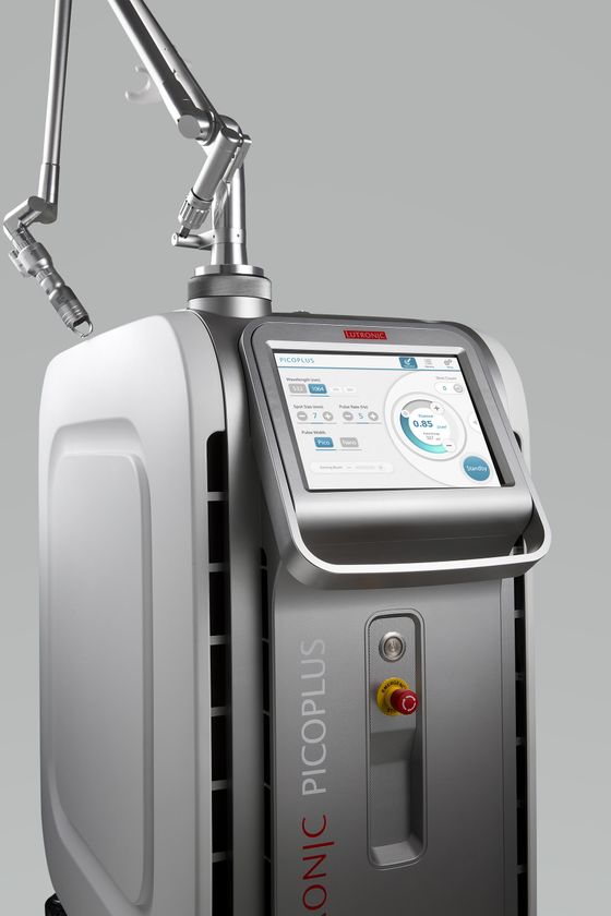 韓国の美容整形・皮膚科『明洞リボーンクリニック』、
タトゥー除去に効果的な、ピコレーザー導入