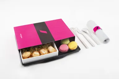 お洒落なボックス入り、FAUCHONメニュー