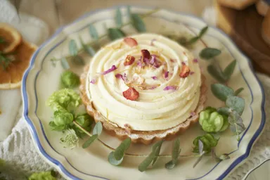 花咲くローズチーズタルト　（税込￥3,888〔本体価格￥3,600〕）