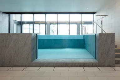 アスコット丸の内東京_プール