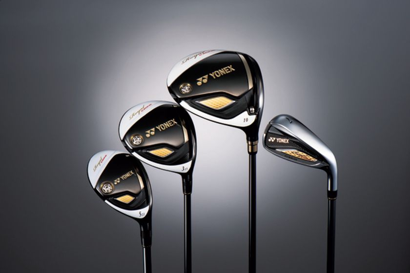 先進カーボン素材「Namd(エヌアムド)」を搭載
進化したカーボンドームと新溝構造で「たわみ弾く」
Royal EZONEシリーズ 2019年3月より発売