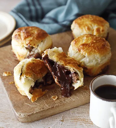 サクサクとろ～り生チョコパイ　1