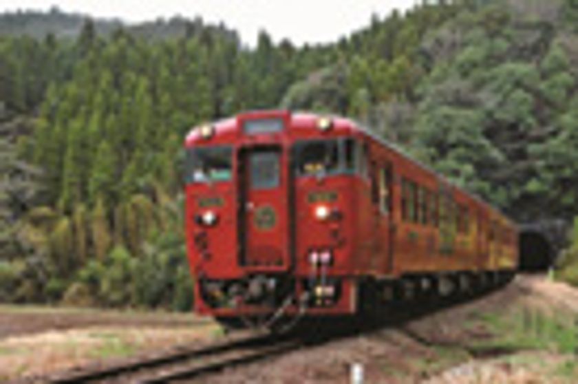 特別運行の団体列車で行こう！“観光列車サミットin人吉球磨”
3月22日（金）限定　博多発着日帰りの旅　2コース発売