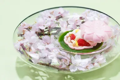 【軽井沢ホテルブレストンコート】4品目：桜咲く（リオレの最中）_01