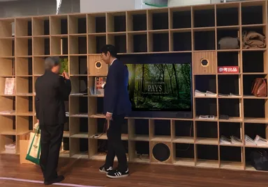 「COVA」展示会での参考出品の様子