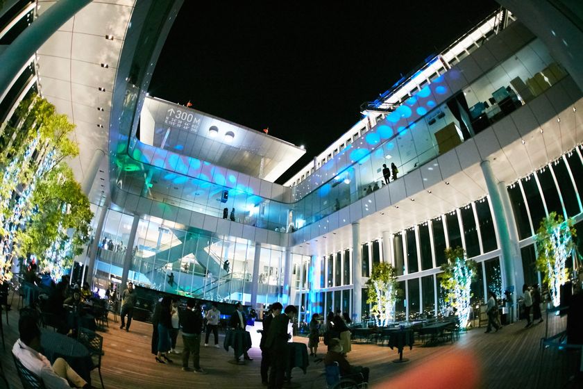 【近鉄不動産】
日本初！地上約３００ｍオープンエアのディスコが
ハルカス300（展望台）に出現！
『5th anniversary party～HARUKAS SKY DISCO～』