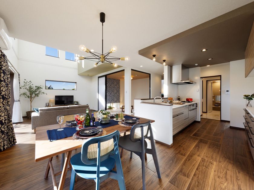 史上初!オンライン英会話サービスを取り入れた街
創建×キンダーキッズ「ルナシティ同志社山手」が誕生