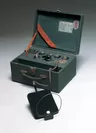 1936年家庭用小型超短波治療器「自らの魂」を製作・発売