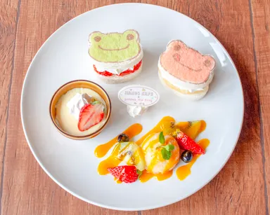 かえるのピクルスのスペシャルフルーツサンドプレート