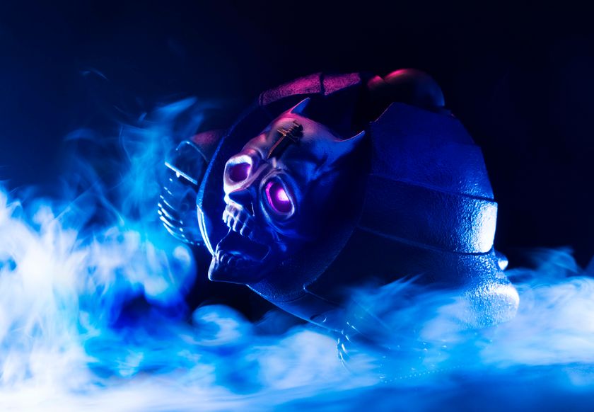 TVアニメ「ジョジョの奇妙な冒険 ダイヤモンドは砕けない」の
喋る・動くスタンド『シアーハートアタック』をリアルに立体化！
～吉良吉影役 森川智之さんによる新録ボイスを収録！～
“コッチヲ見ロッ！コッチヲ・・・見ロッテイッテルンダゼ！”
2月21日（木）16時より予約受付開始