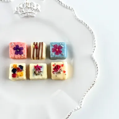 ラトリエモネイのホワイトデー限定品「プチラスク　ラ・コロレーション」(2)