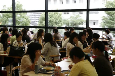 コントラクトフードサービス事業2