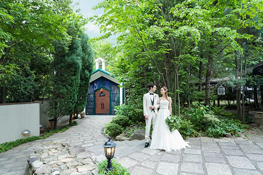 自然に包まれた2つのチャペルガーデンが同時にリニューアル
チャペルガーデンお披露目！無料挙式体験開催
2019年2月23日（土）より毎週土・日・祝「ブライダルフェア」にて