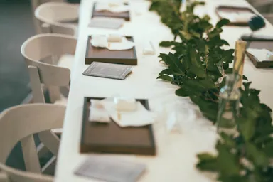 お茶菓子に準備したのは鹿児島の郷土菓子「かるかん」など。