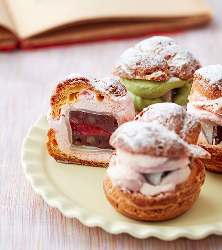 苺スイーツが食べ放題！“春フェア”開催
苺大福×シュークリームの進化系スイーツ登場
2019年3月1日（金）より　世界バイキング「エトワール」にて