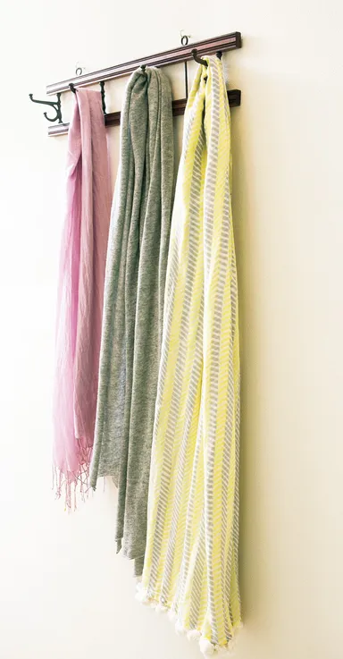 <ポイント>家じゅうのモノを、4つの方法でゆる～く収納　4.つるす