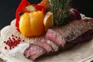 【Lunch & Dinner】牛肉のステーキ