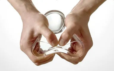 強靭な新素材Tritan