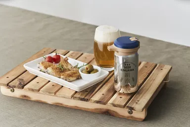 ビアサーバー『絹泡ミニ』イメージ(ネイビー)