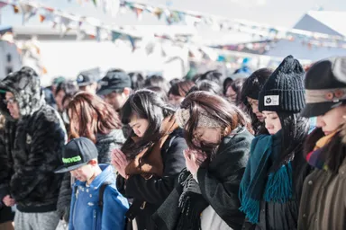 3月11日、午後2時46分、黙祷。