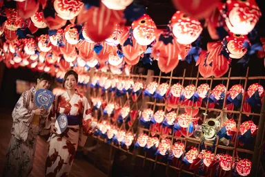 【青森屋】金魚ねぷた灯篭回廊　全景