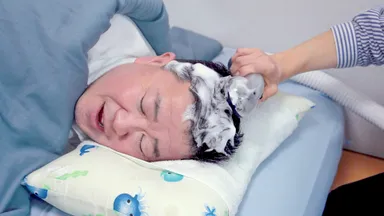 寝たままシャンプー