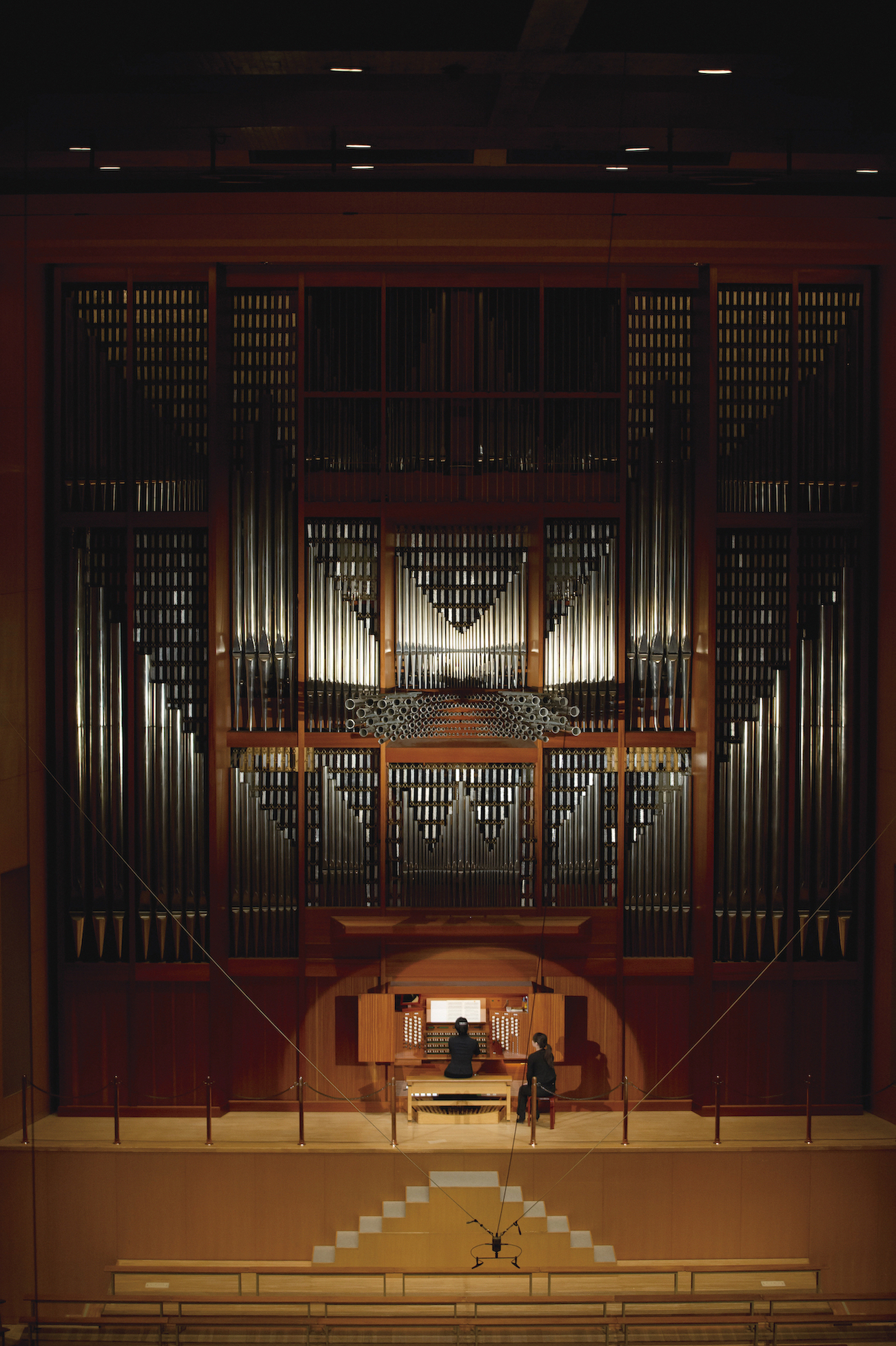 国立音楽大学講堂大ホールのパイプオルガンが音源化 電子楽器の製造を行うkorgとの共同開発 産学連携の成果が世界へ 国立音楽大学のプレスリリース