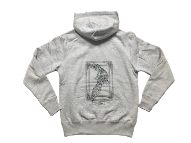 フード付きパーカー