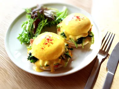 エッグベネディクト