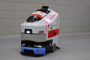 東急線・みなとみらい線横浜駅導入ロボット