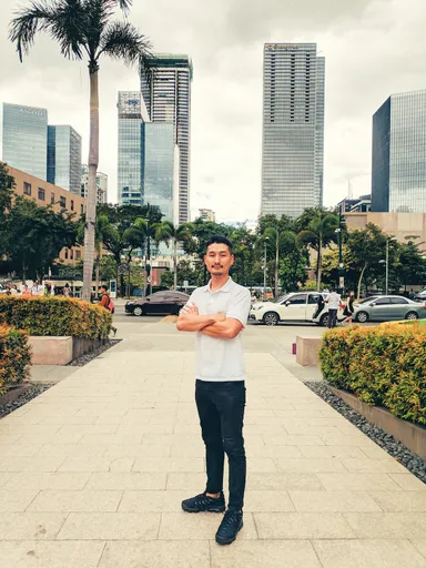 代表取締役　奥村慶太