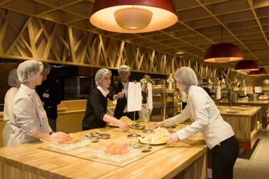 【星野リゾート】夕食の準備 (2)