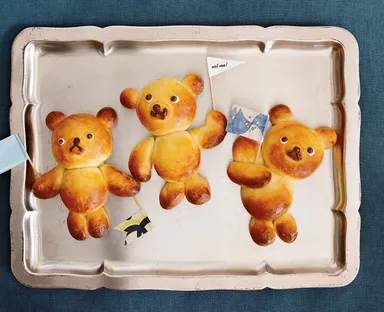 やたら陽気な子ぐまパン