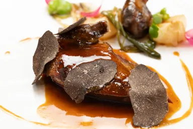 肉料理　フランス　アンジュ地方の鳩