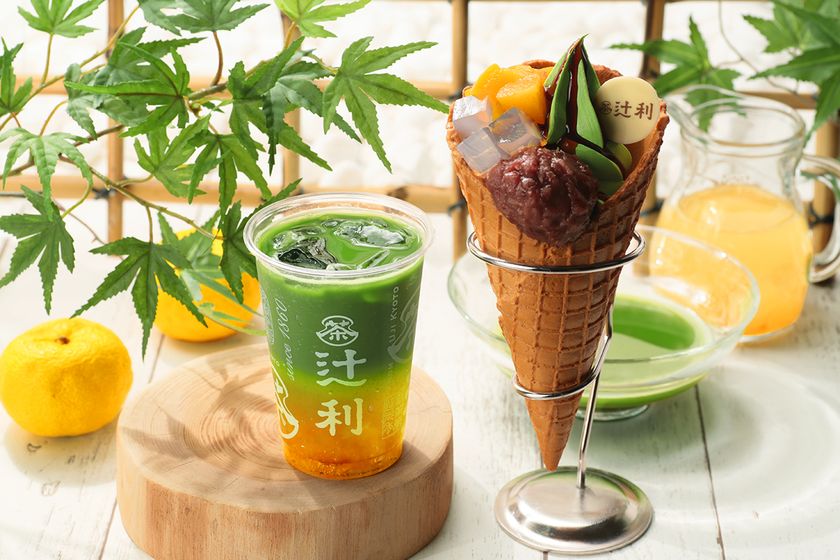 京都 宇治の老舗 辻利 から
夏季限定 シュワシュワ爽やかなソーダが新登場！
「抹茶ゆずソーダ」 
「辻利ソフト 夏のパルフェ」
