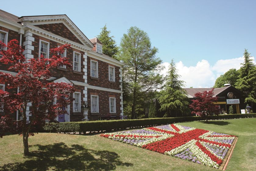 自然と各国の文化が楽しめる公園「修善寺虹の郷」を
指定管理者制度により受託運営開始
4月27日(土)リニューアル・プレオープン!!