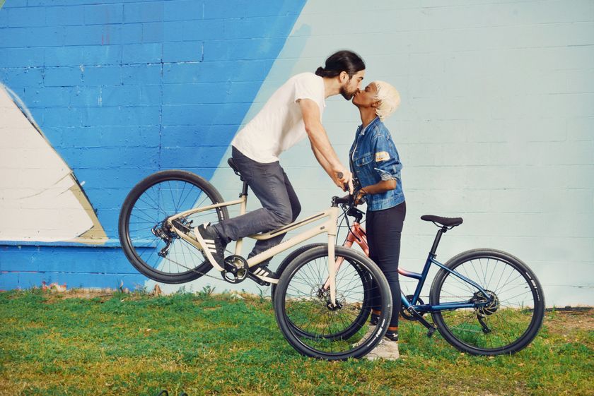 毎日に遊びごころをプラスしてくれる新しいフィットネスバイク
　2020年モデル『Treadwell』が5月21日(火)に発売