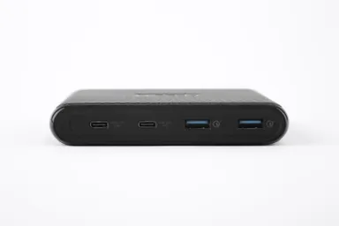 USB PD対応「USB Type-C」とQC3.0対応「USB Type-A」を各2ポート搭載