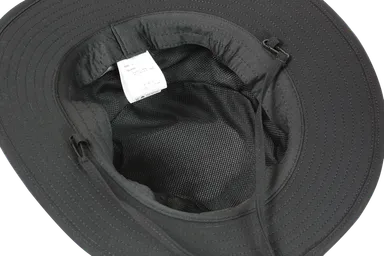 裏地にはメッシュ