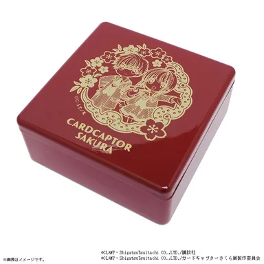 重箱風小物入れ　1,512円（税込）