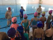 ベトナムの子どもの溺死防止を支援　川崎のスイミングクラブが小学校で水泳授業を実施
