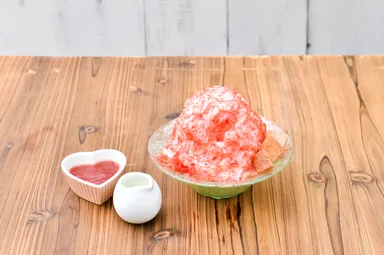 かき氷：100％削りいちご