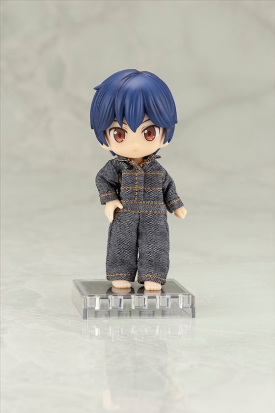 キューポッシュさいずの小さな衣装「キューポッシュコス」！
今回はカジュアルをテーマとしたアイテム、
「キューポッシュコス おえかきつなぎ(紺デニム)／(水色デニム)」が登場！
