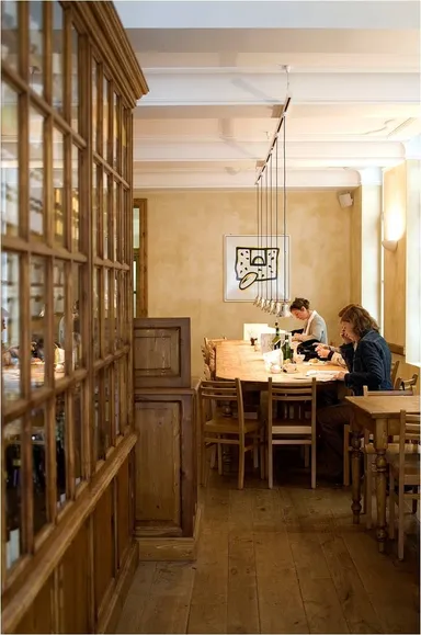 店内内装 イメージ