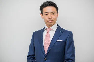 代表取締役　近影