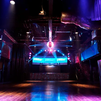 イベントフロア(最大800名収容)